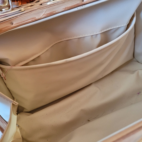 Vintage Rectangle Basket Purse With Lucite Handle Woven - Picture 7 of 8